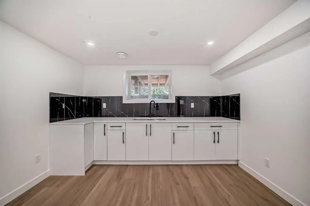 128 Cantrell Place SW