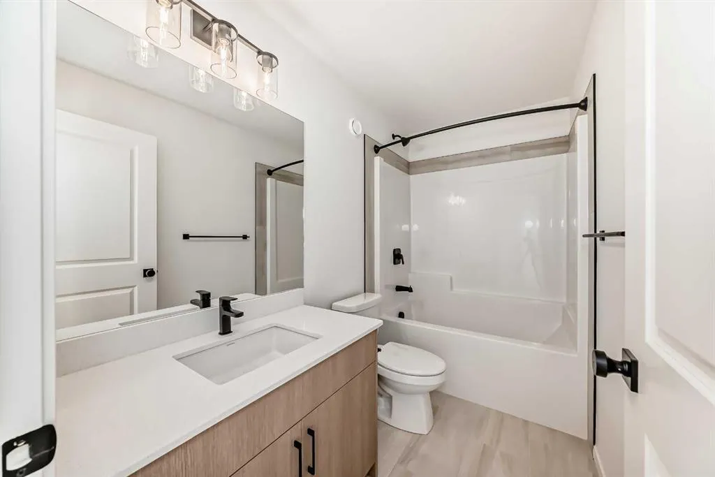 81 Southborough Square