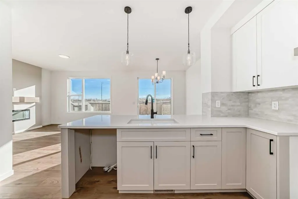 81 Southborough Square