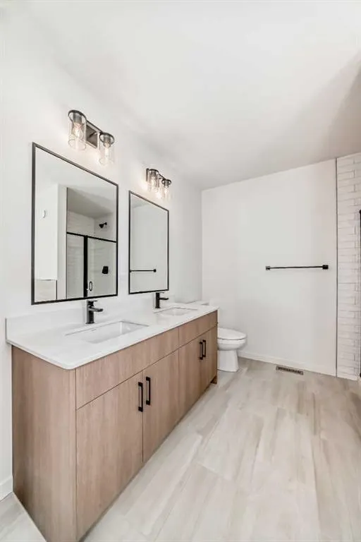 81 Southborough Square