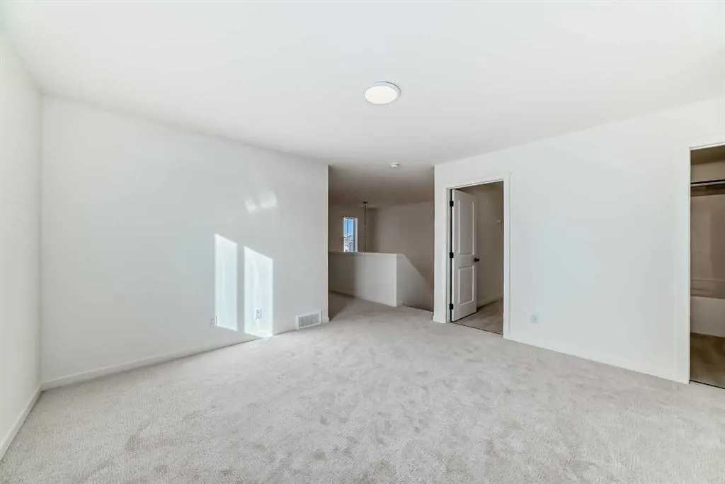 81 Southborough Square