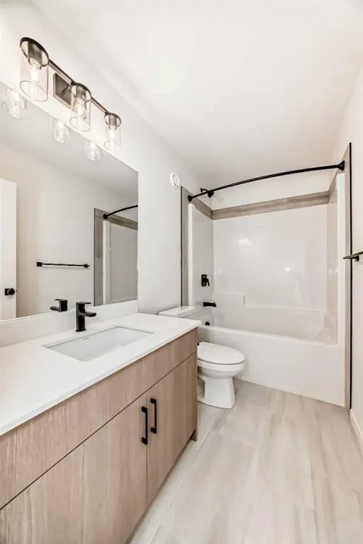 81 Southborough Square