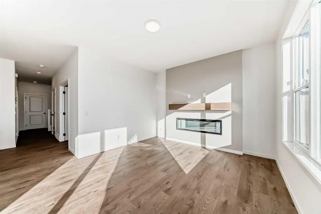 81 Southborough Square