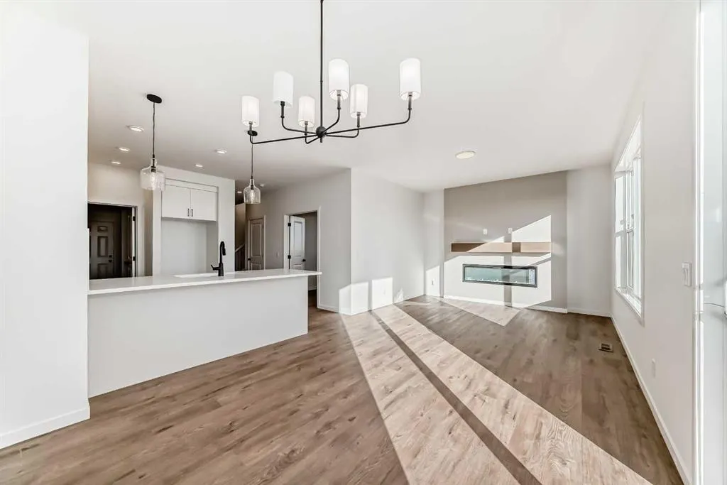 81 Southborough Square