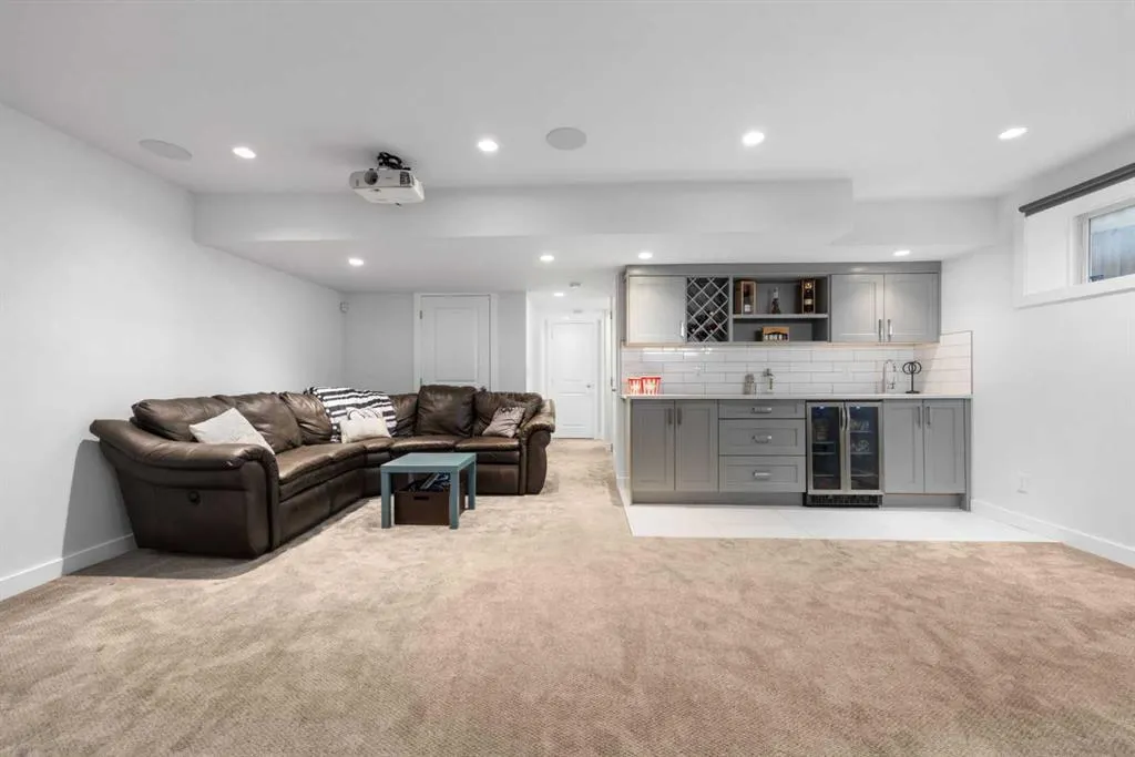 240 Sage Bank Grove NW