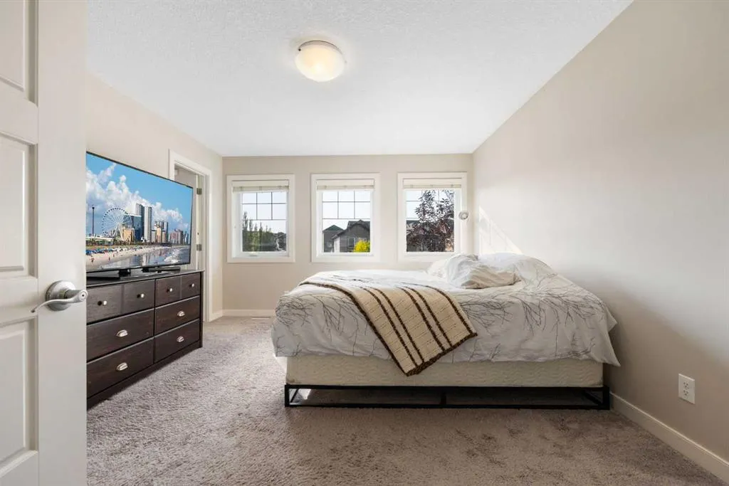 240 Sage Bank Grove NW