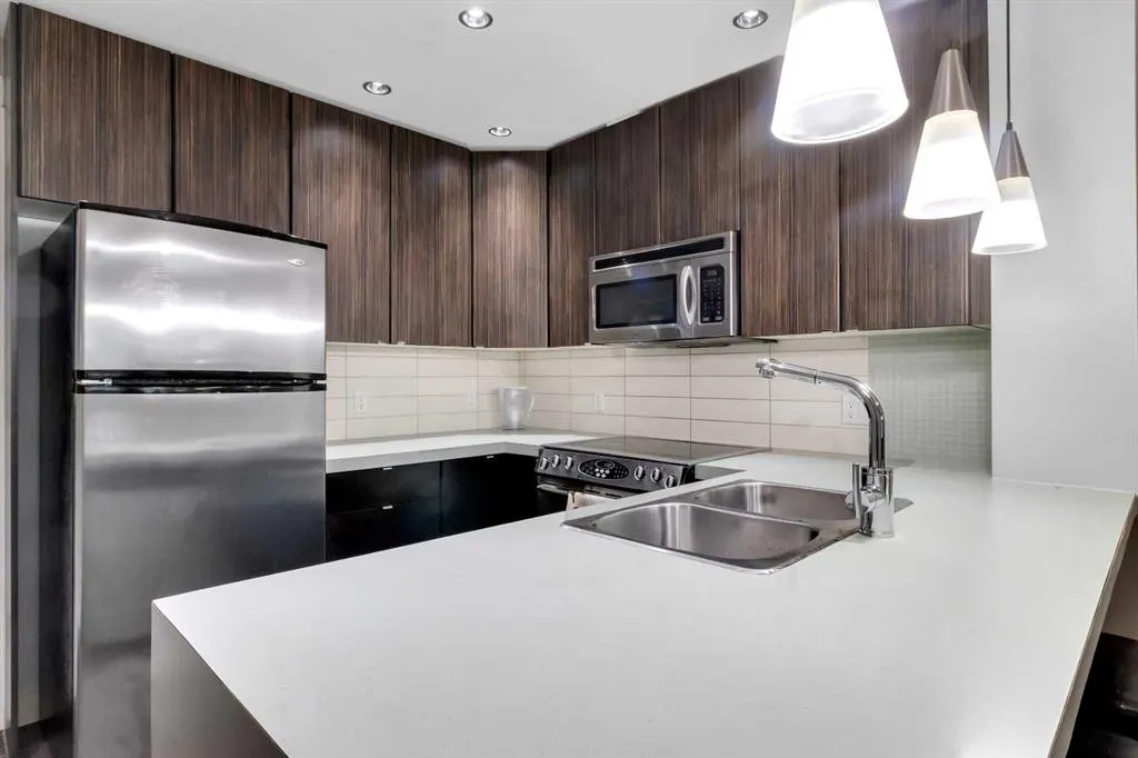 788 12 Avenue SW, #102