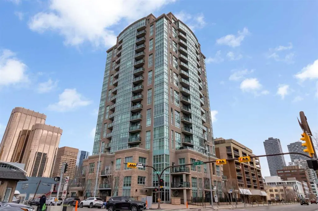 788 12 Avenue SW, #102