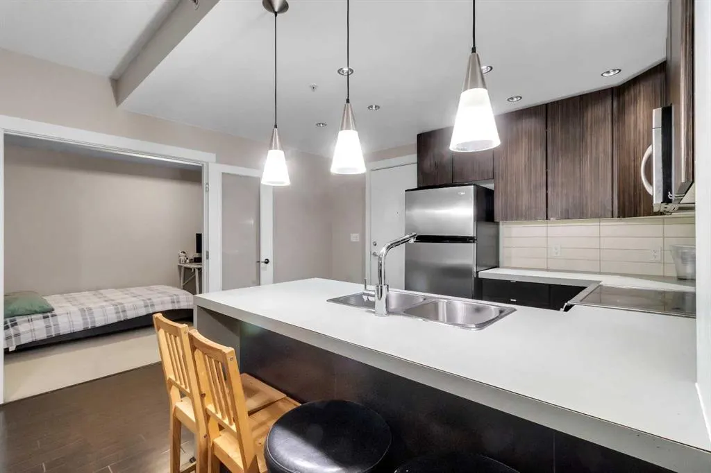 788 12 Avenue SW, #102