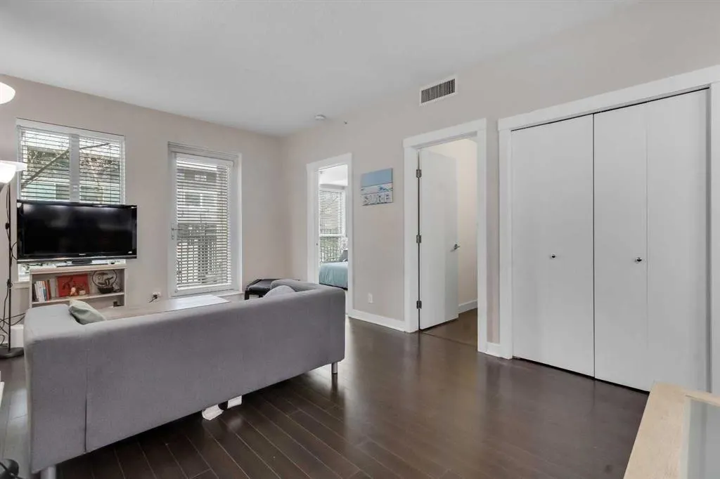 788 12 Avenue SW, #102
