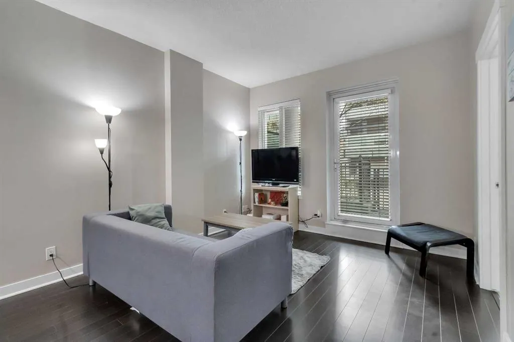 788 12 Avenue SW, #102
