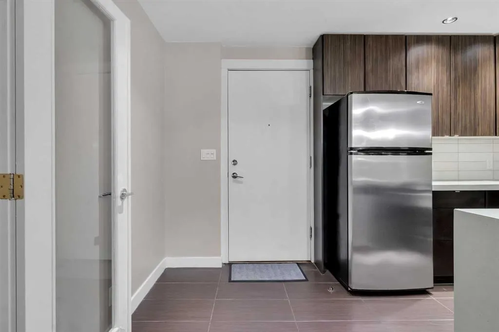 788 12 Avenue SW, #102
