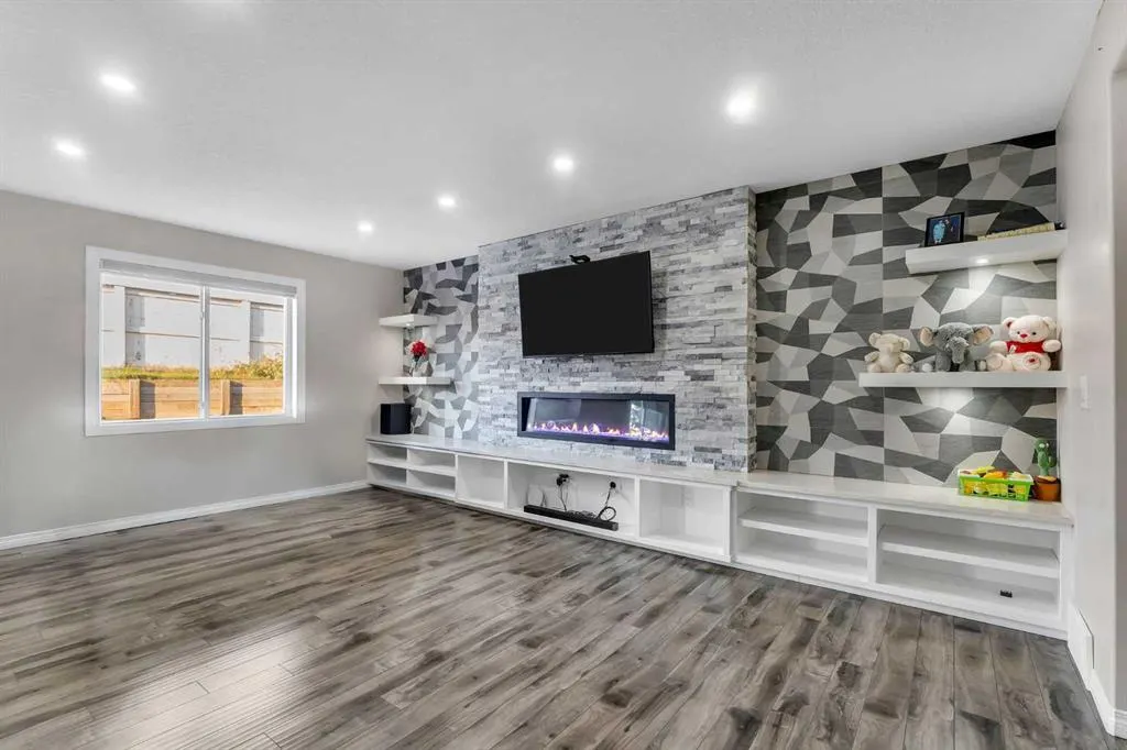228 Covemeadow Court NE