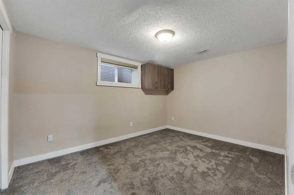 228 Covemeadow Court NE