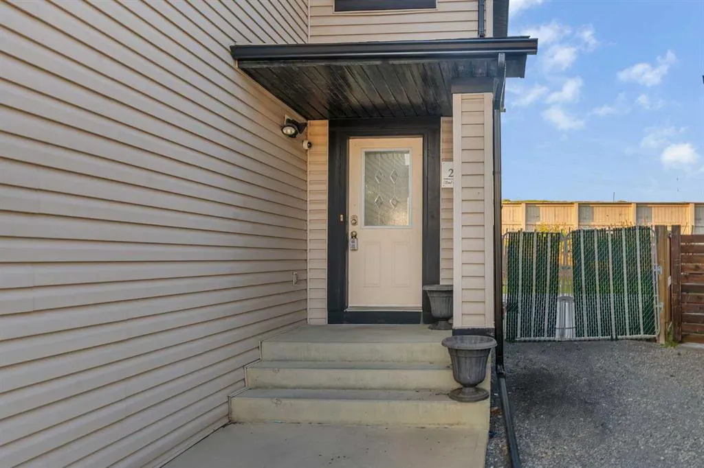 228 Covemeadow Court NE