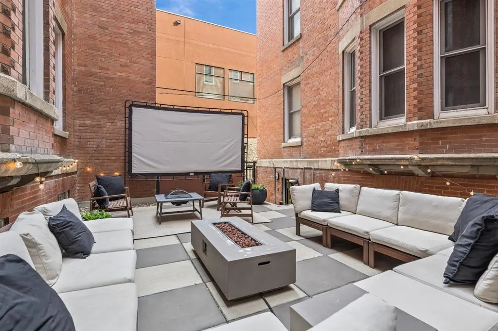804 18 Avenue SW, #201