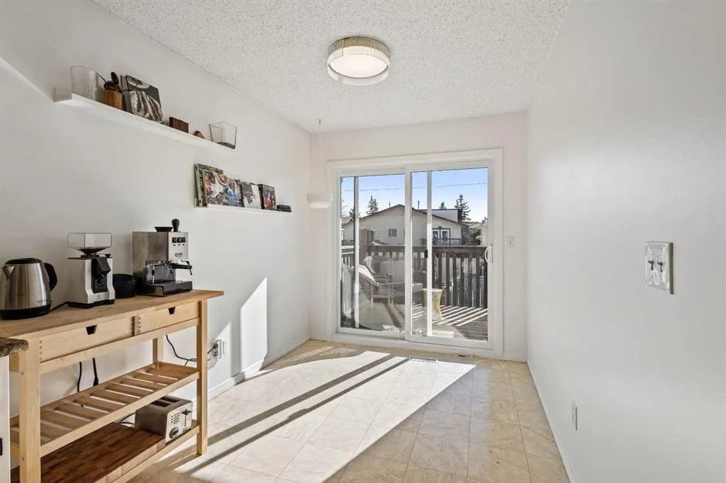 49 Castlebrook Way NE