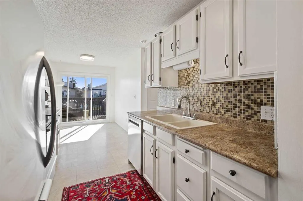 49 Castlebrook Way NE