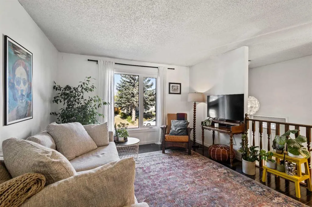 49 Castlebrook Way NE