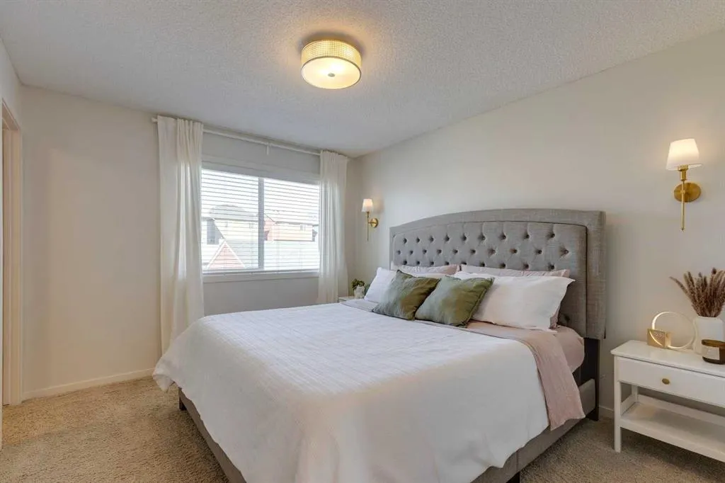 44 Evansborough Common NW