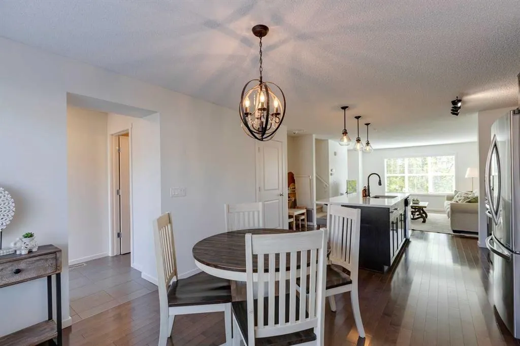 44 Evansborough Common NW