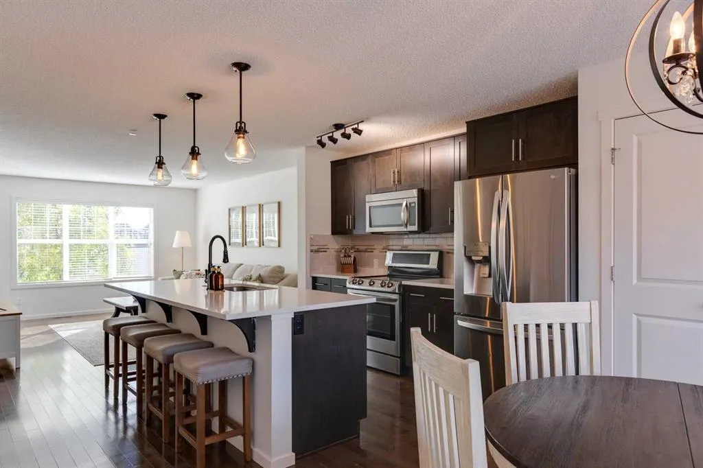44 Evansborough Common NW