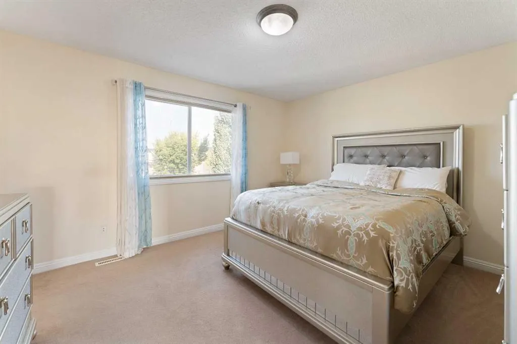 152 Covehaven Terrace NE