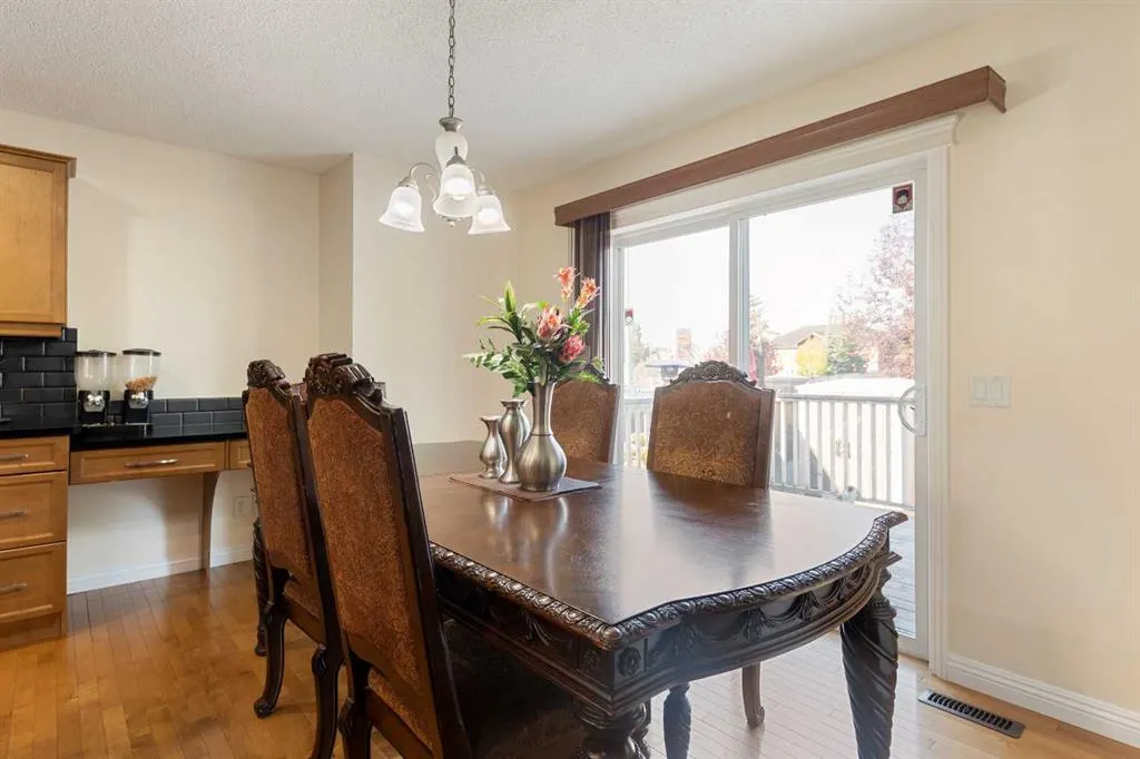 152 Covehaven Terrace NE