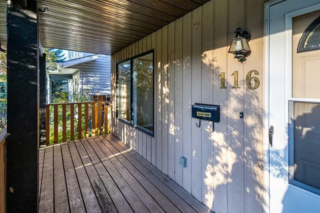 116 Shawmeadows Crescent SW