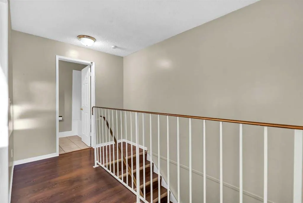 116 Shawmeadows Crescent SW