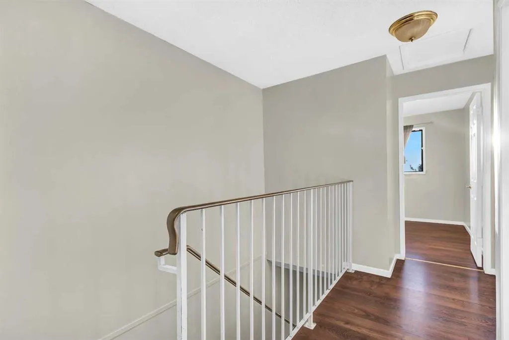 116 Shawmeadows Crescent SW