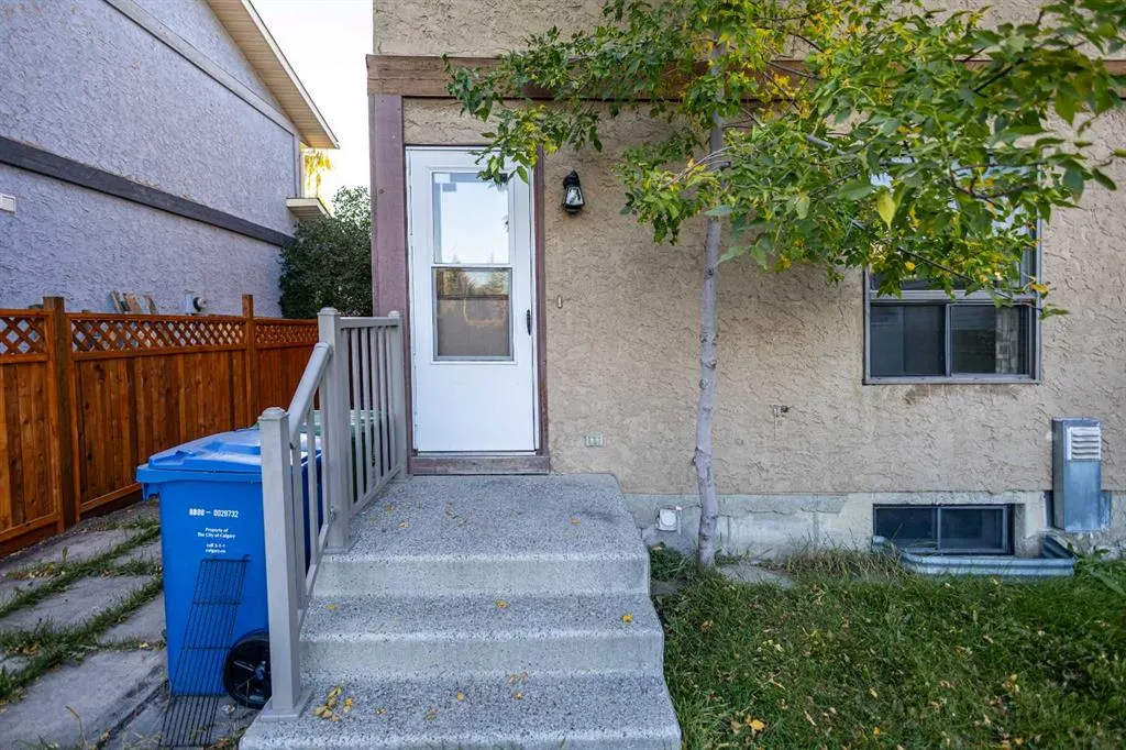 116 Shawmeadows Crescent SW
