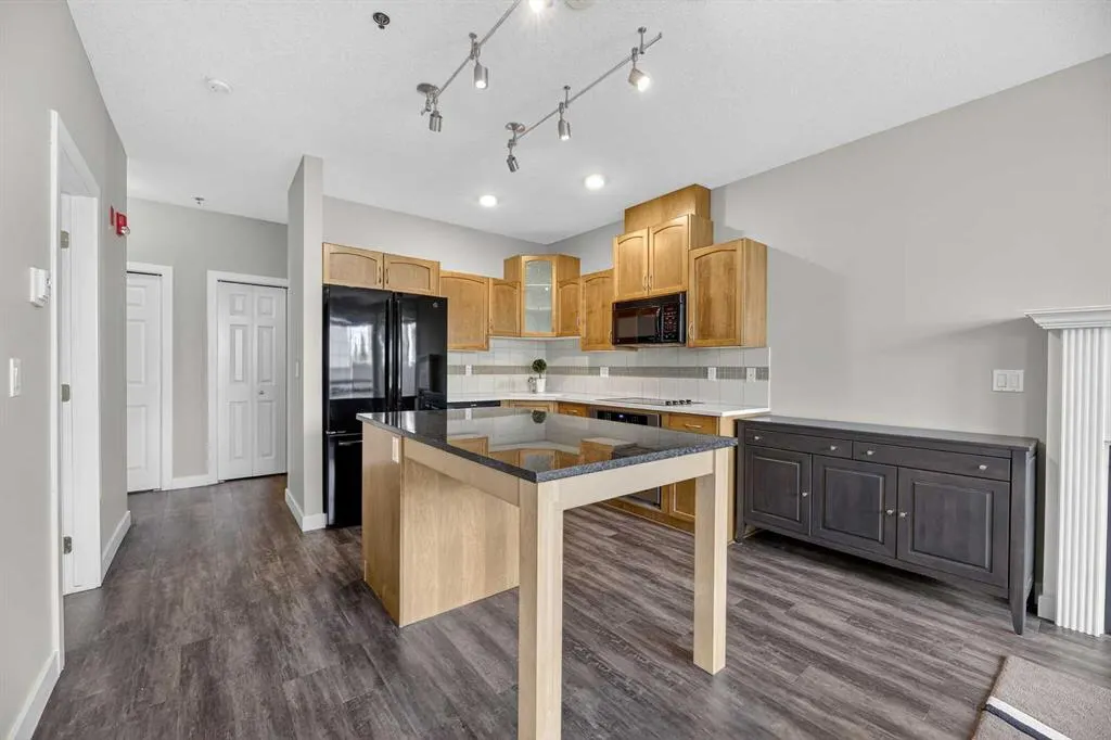 3412 Parkdale Boulevard NW, #107