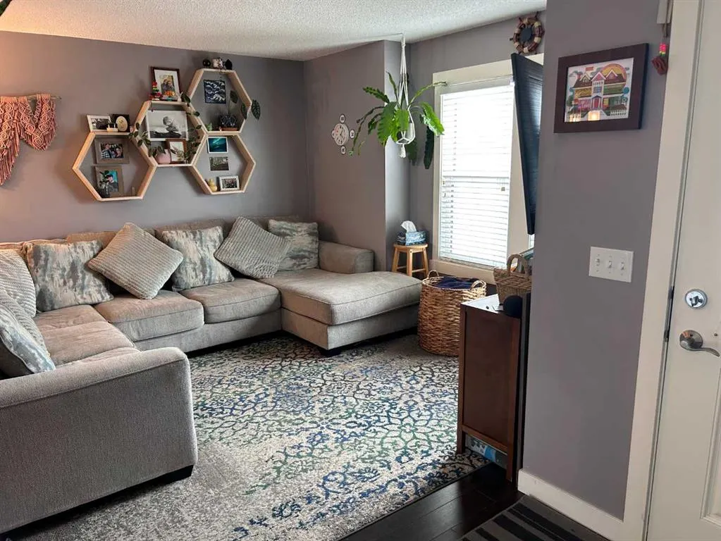 183 Fireside Parkway