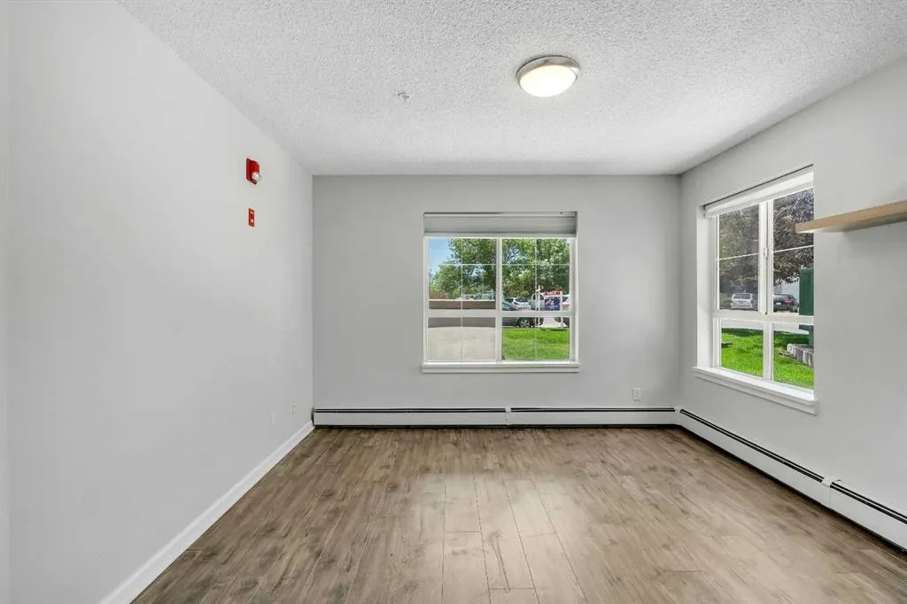 30 Richard Court SW, #134