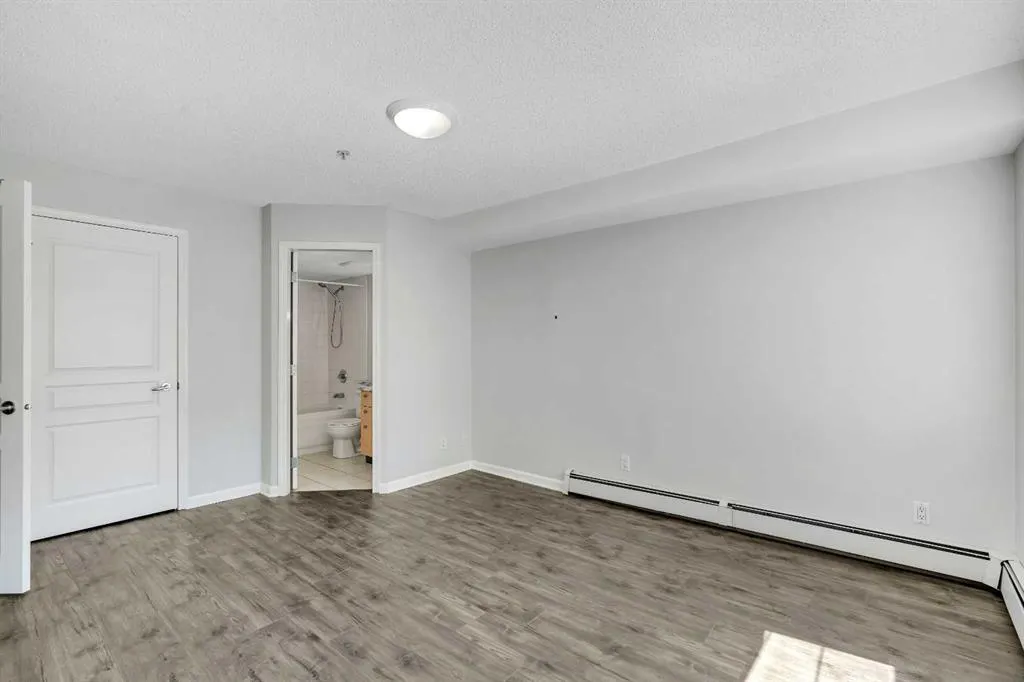 30 Richard Court SW, #134