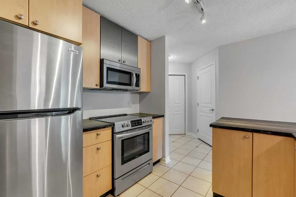 30 Richard Court SW, #134