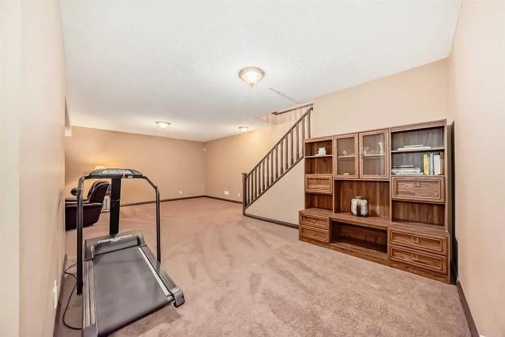 258 Chaparral Valley Terrace SE