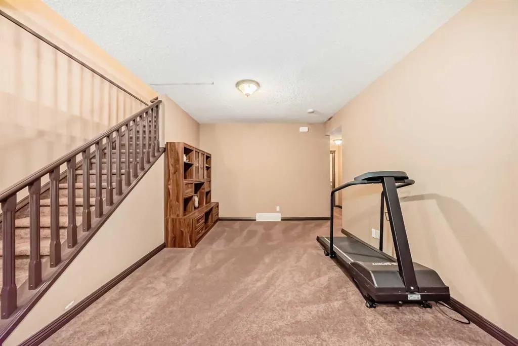 258 Chaparral Valley Terrace SE
