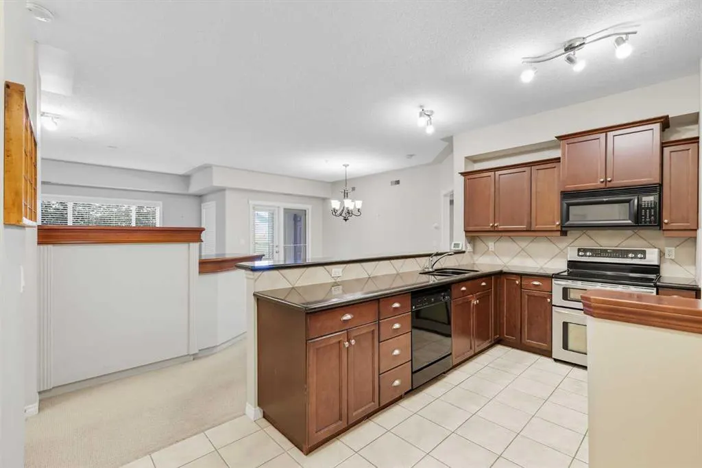 30 Sierra Morena Landing SW, #240