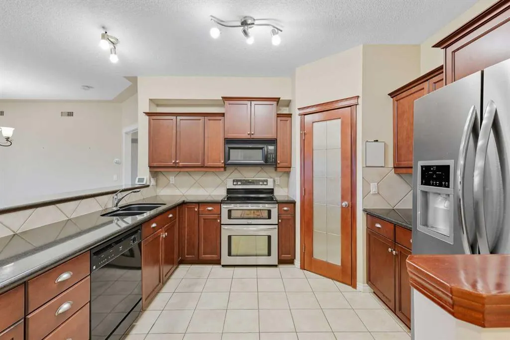 30 Sierra Morena Landing SW, #240