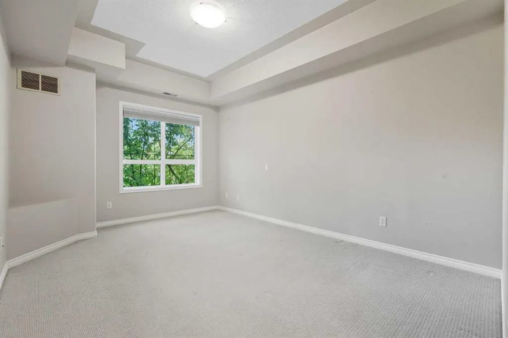 30 Sierra Morena Landing SW, #240