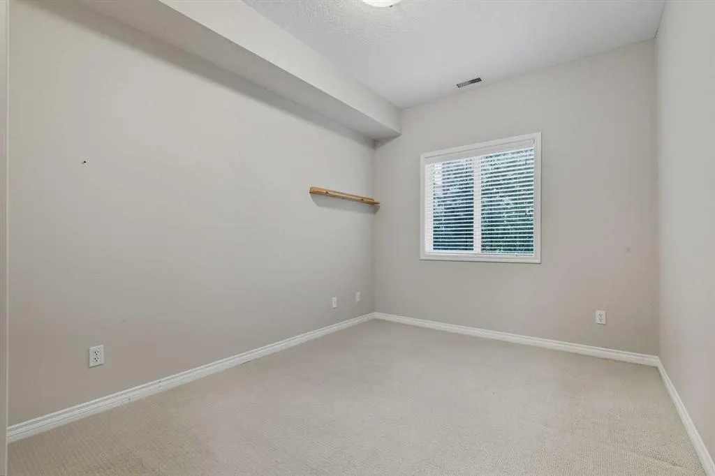 30 Sierra Morena Landing SW, #240
