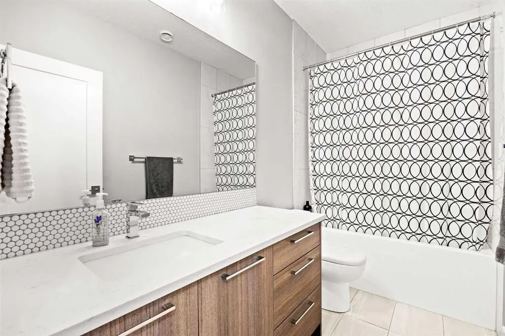 705 Mcdougall Road NE, #1