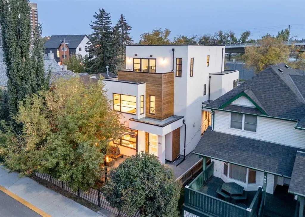 705 Mcdougall Road NE, #1