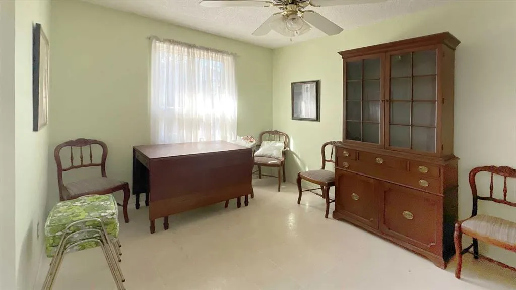 32 Deerfield Drive SE