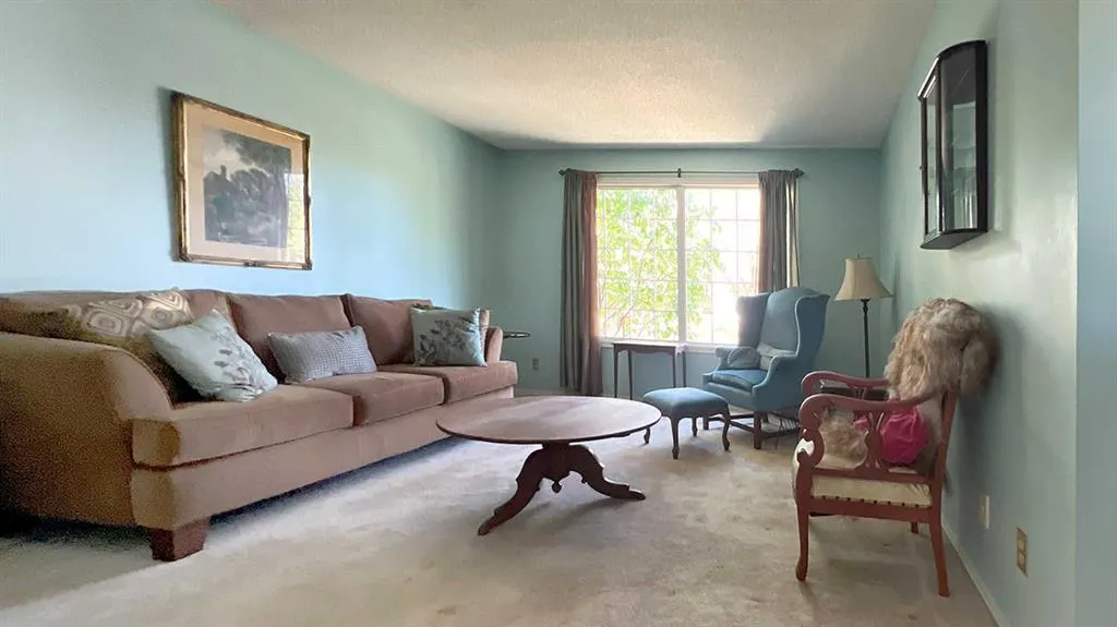 32 Deerfield Drive SE