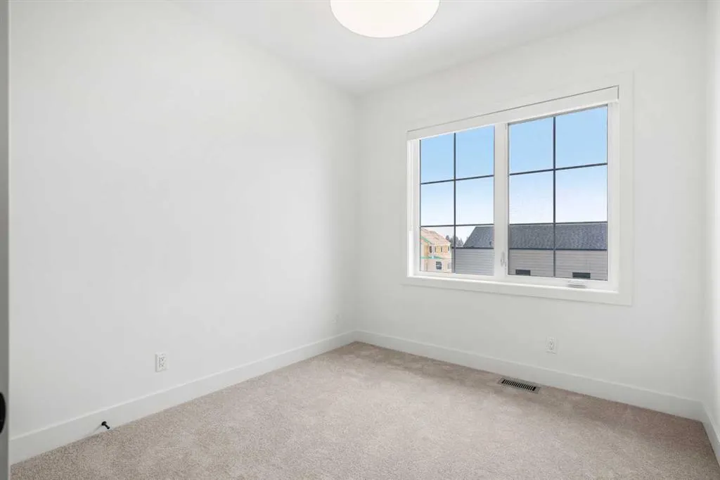 16 Greenwich Heath NW