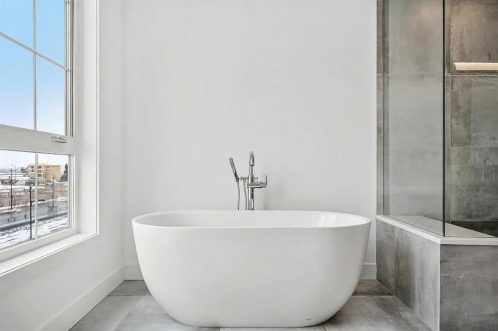 16 Greenwich Heath NW