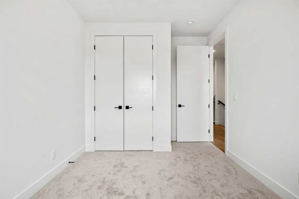 16 Greenwich Heath NW